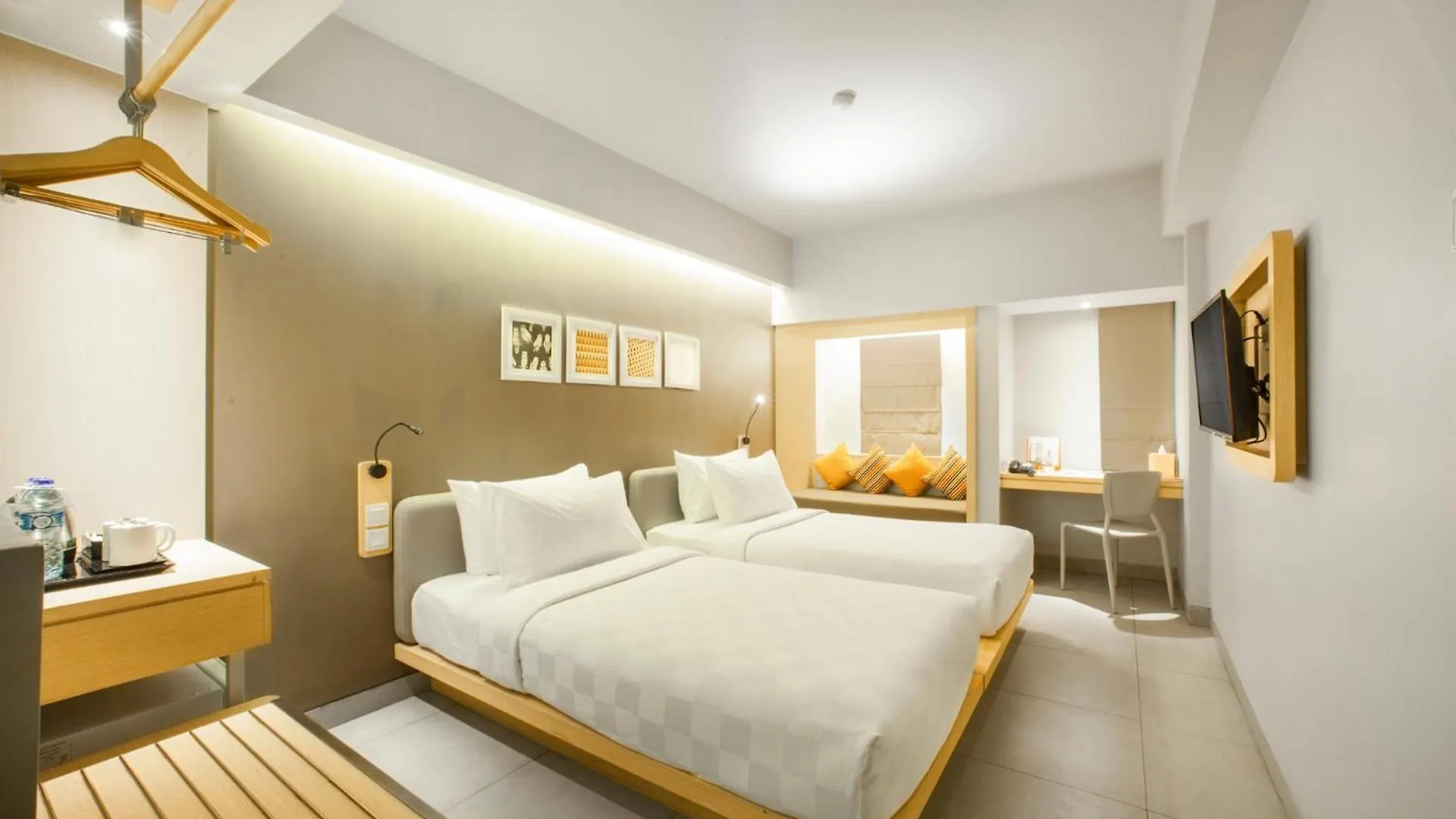 Sevn Legian Hotel