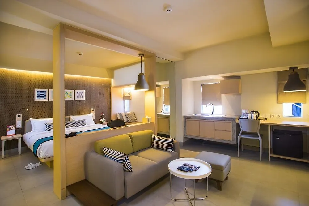Sevn Legian Hotel