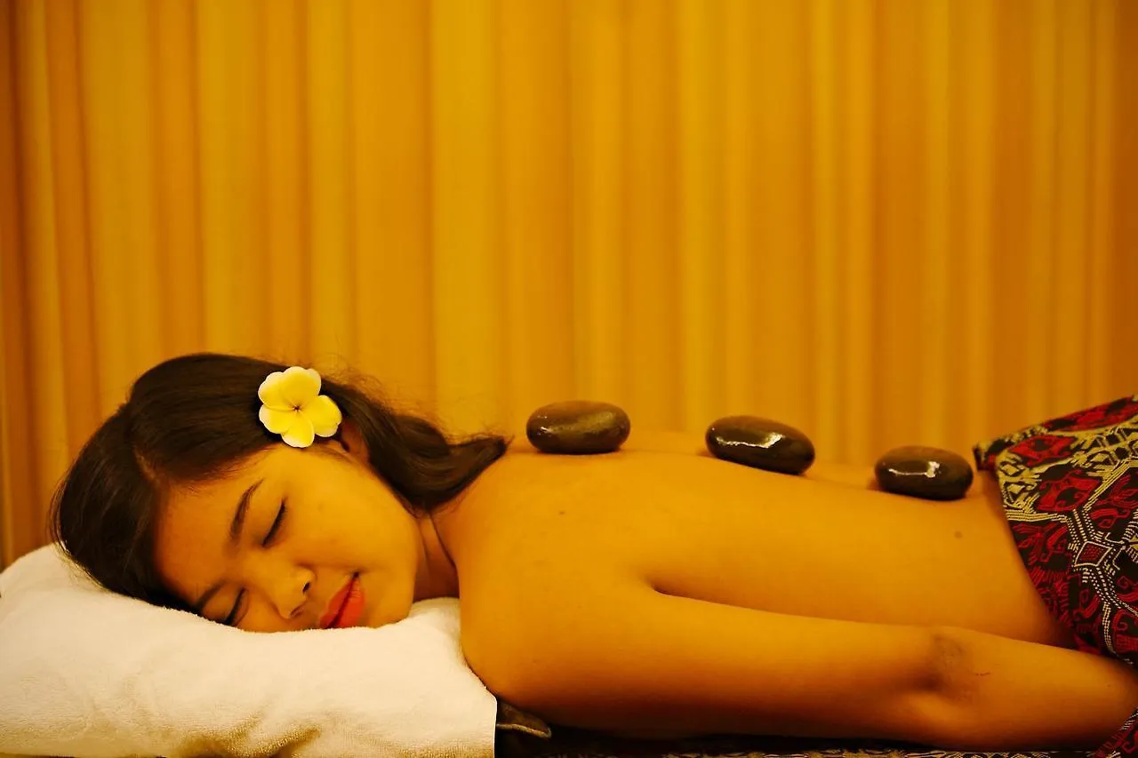 Sevn Legian Hotel
