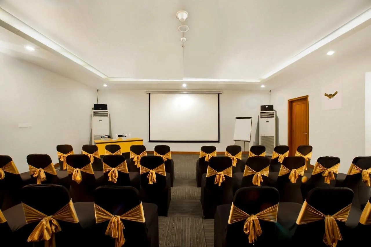Sevn Legian Hotel